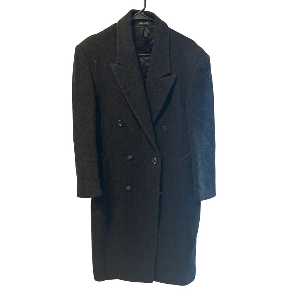 Men’s Battaglia Italian Wool and Cashmere Double BreastedOvercoat. Size 36Short